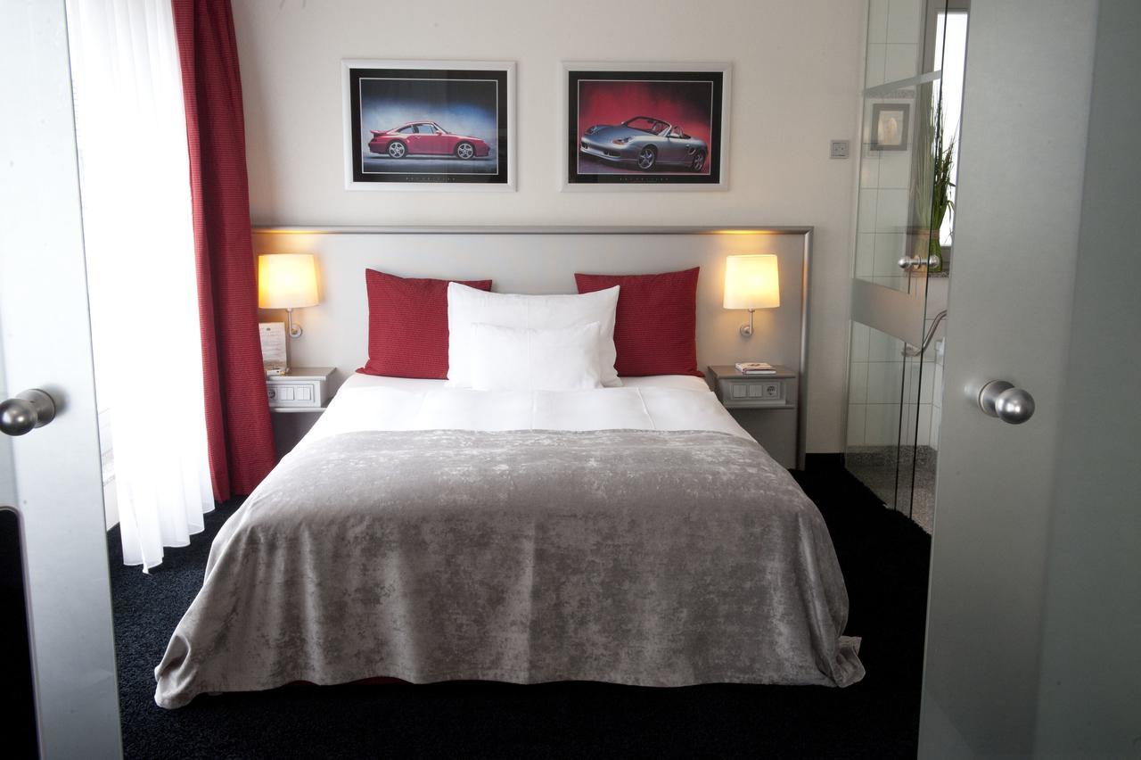 Wellings Romantik Hotel Zur Linde 뫼르스 외부 사진
